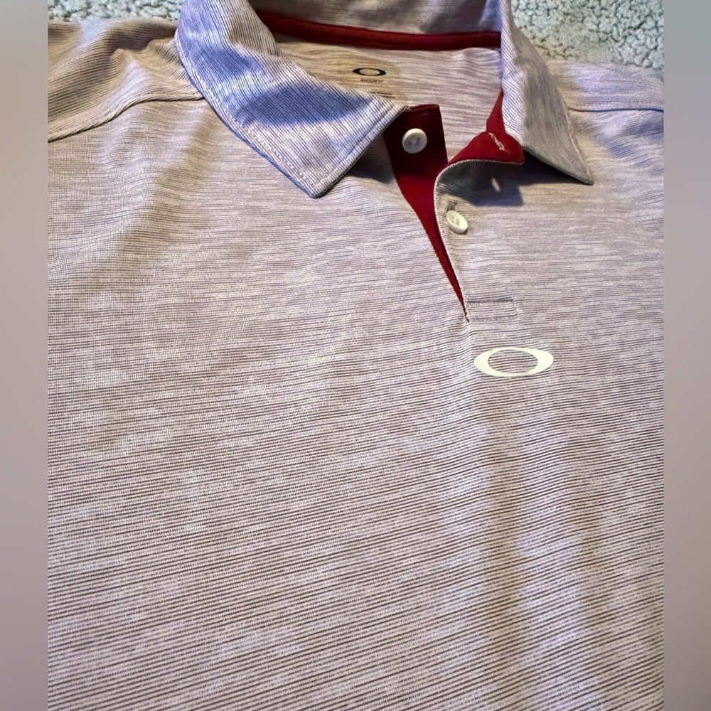 Oakley Polo